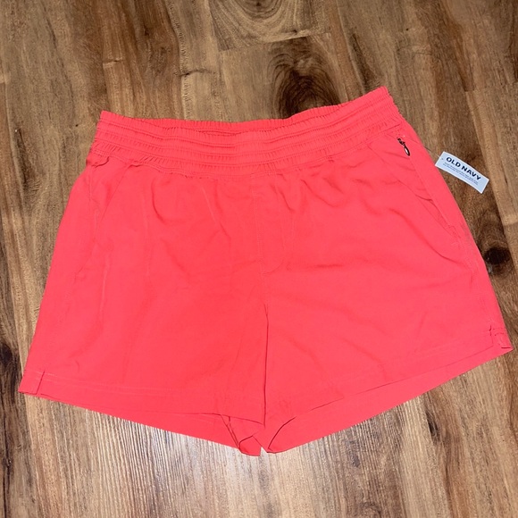 Old Navy Pants - Old Navy High-Waisted StretchTech Active Shorts for Women 3.5-inch inseam